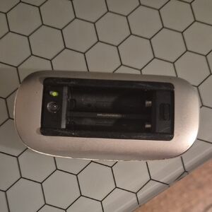 Apple Magic Mouse - White (Wireless) for parts / not tested